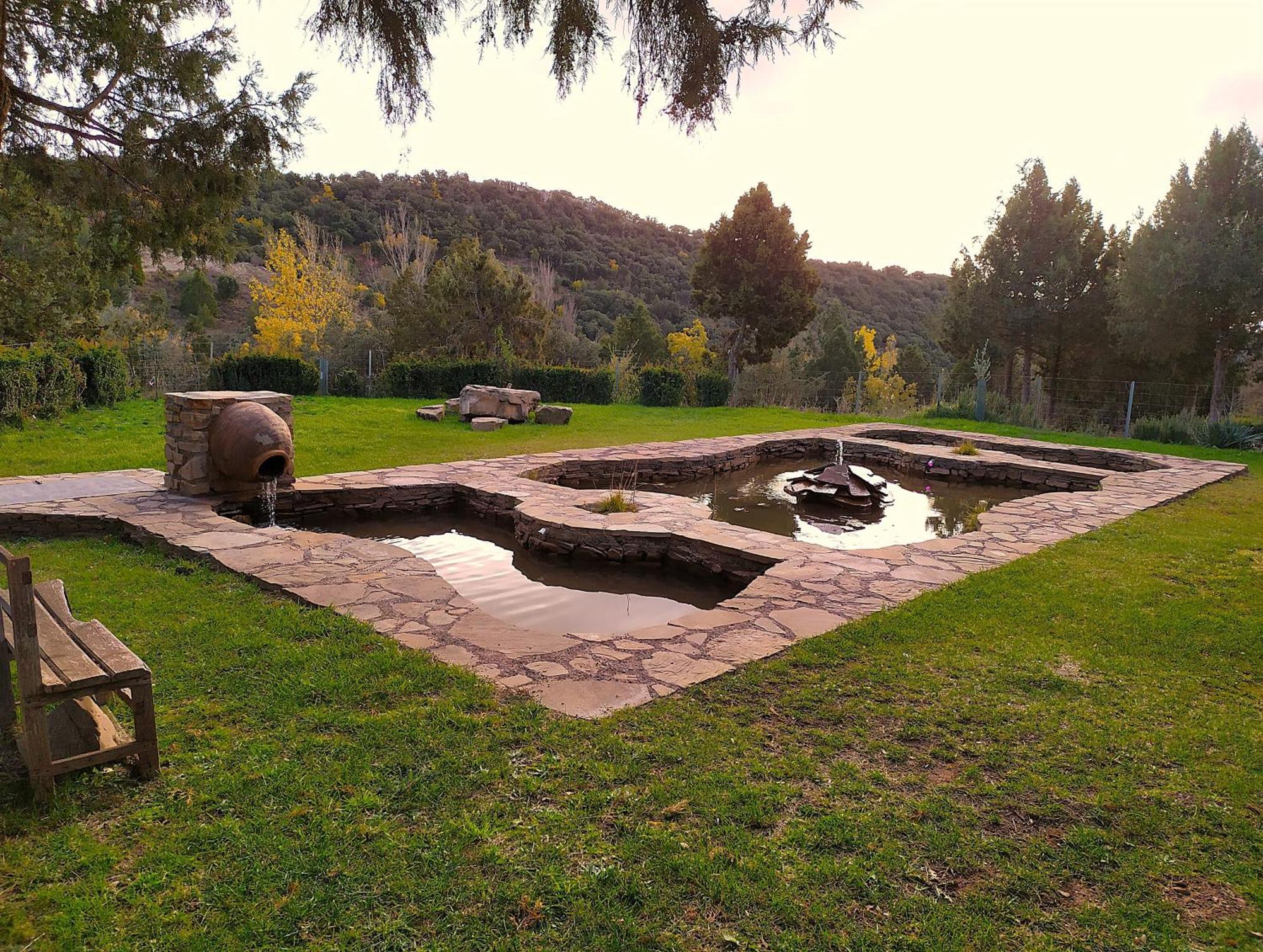 Camping Casa Fausto Cerca De Dinopolis Formiche Alto Bagian luar foto